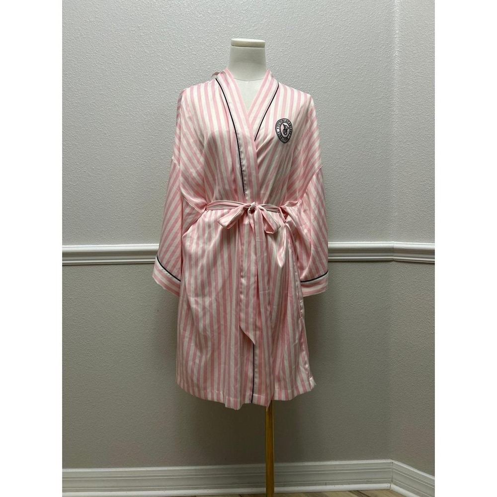 NWT Victoria's Secret Pink White Stripe Satin Robe Embroidered XL/XXL (Flaw)